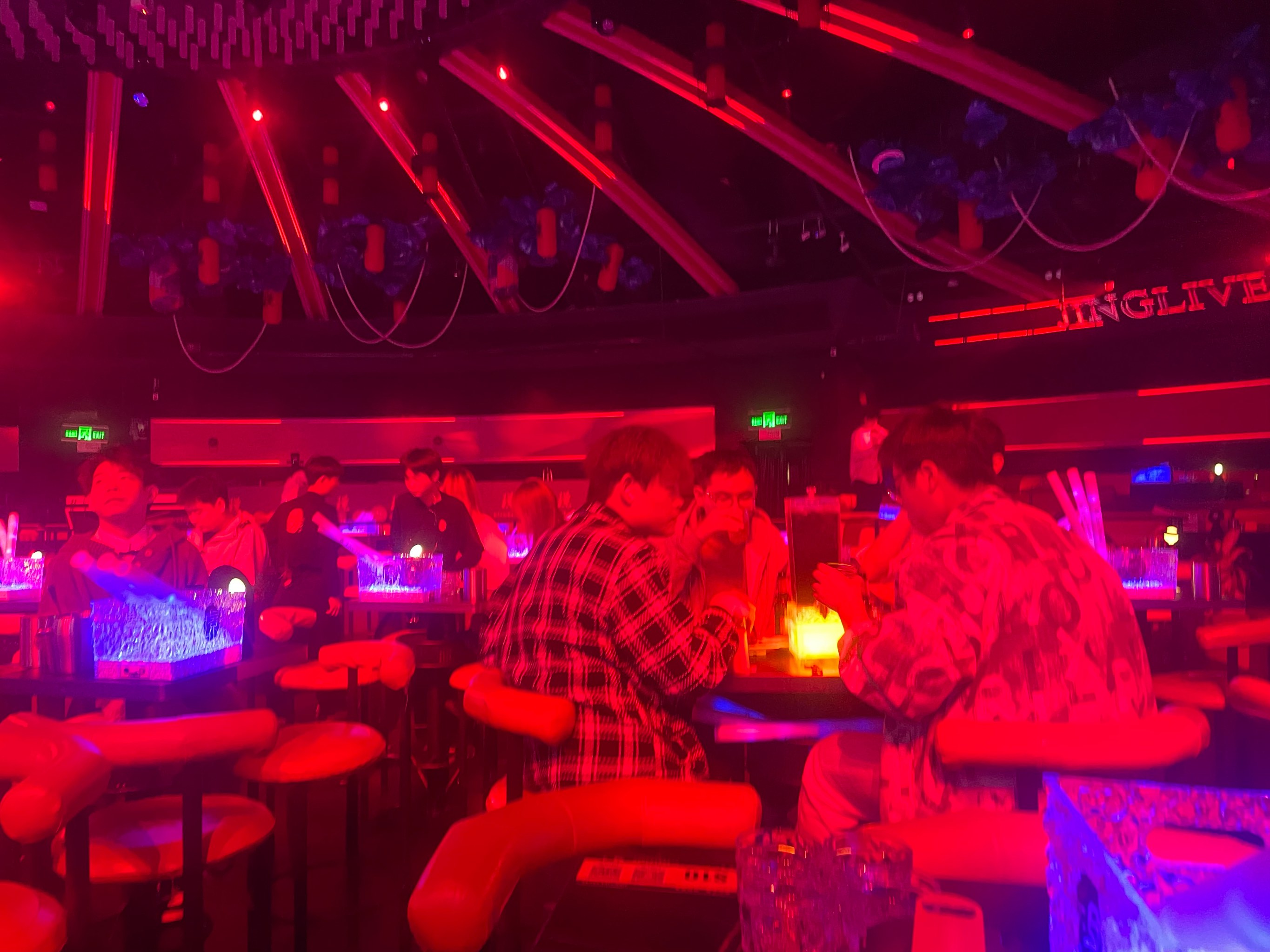 大同商务ktv划算优惠-天镇县ktv预订